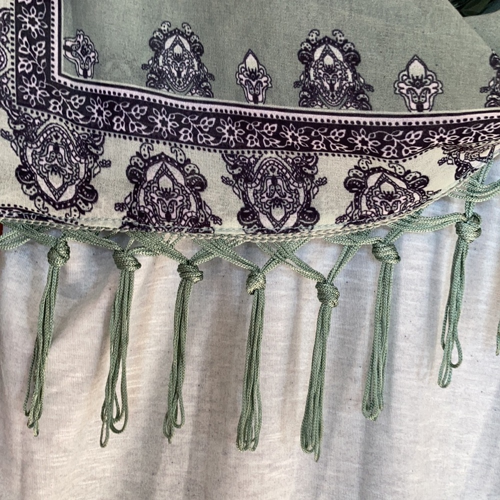 One World ombre sage top w boho print & matching scarf w fringe S - Picture 5 of 13